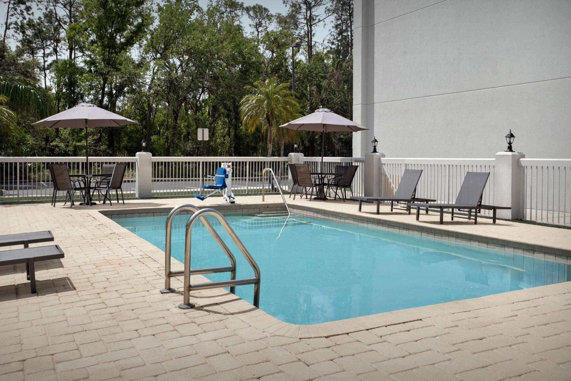 Spark By Hilton Tampa Brandon Exterior foto